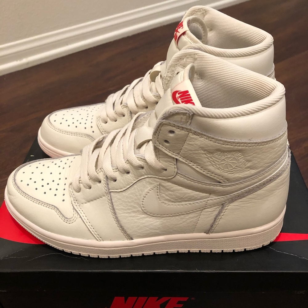 Nike Air Jordan 1